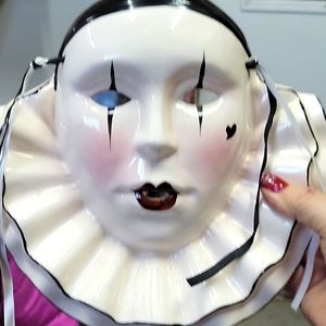Clown mask vintage Taiwan  like new ceramic